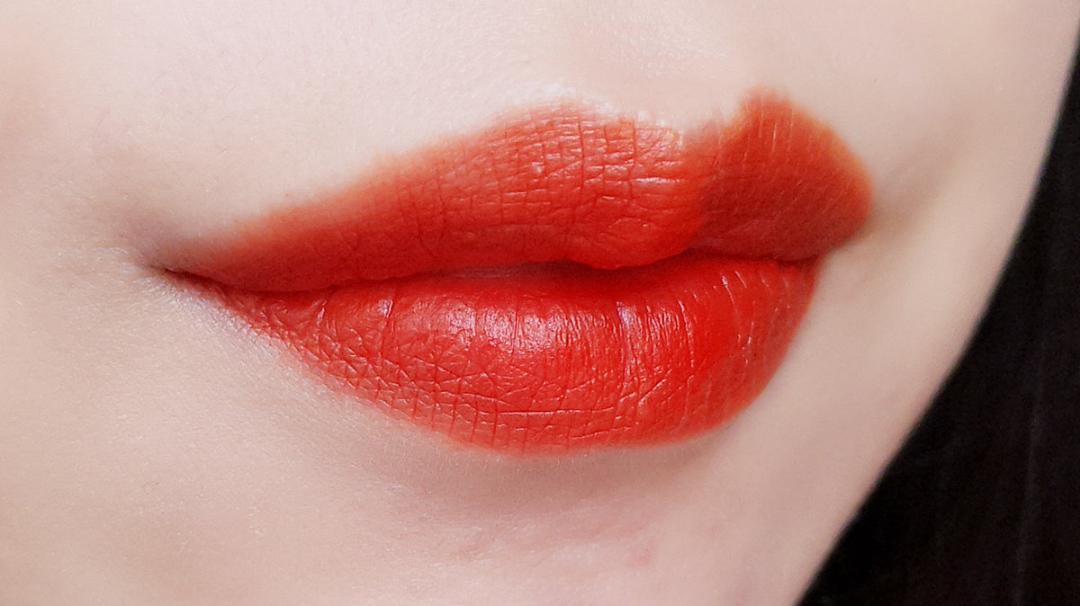 又美又飒的胡萝卜色唇釉是心动的声音