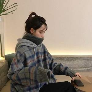 学院风假两件连帽高领套头格子卫衣