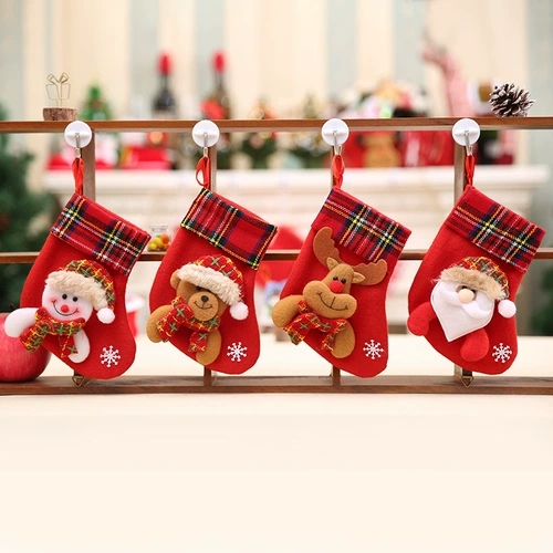 Рождественские носки подарки подарки конфеты украшения подарочная сумка праздничная атмосфера