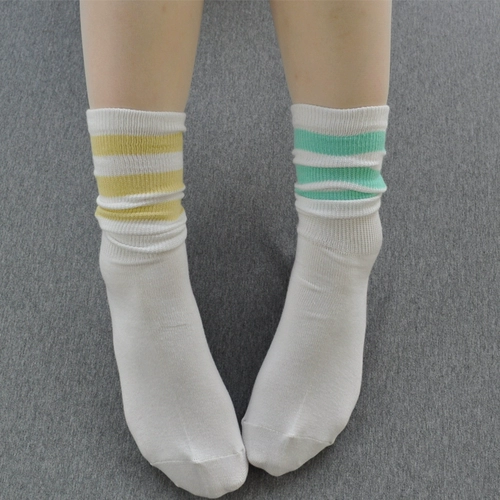 Ежедневные одиночные три стержня белые+цветные полосатые свесы.