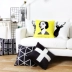 Chân dung màu đen và trắng hình học sofa đệm giường đầu gối pillowcase đơn giản hiện đại phòng mô hình Bắc Âu phòng khách đệm