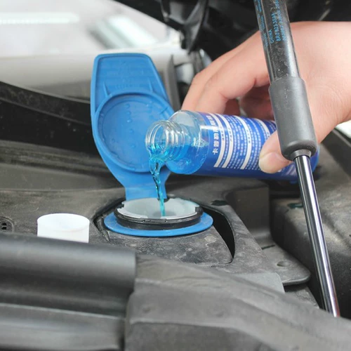 Автомобильная стеклянная вода Essence Essence Super Concoundated Car с стеклоочистительными стеклоочистителями, анти -безрешительной водой, зимние четыре сезона Common
