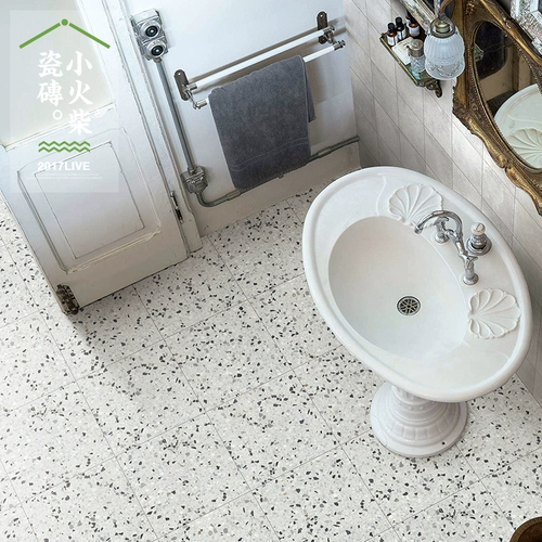 Маленькая матча простые ретро -мильстоунные настенные плитки, холодная плитка