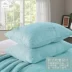 Khăn trải giường màu xanh lá cây trải giường ba bộ thêu màu rắn bao gồm chăn bông quilting điều hòa không khí là màu của sợi ga trải giường cotton Trải giường