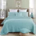 Khăn trải giường màu xanh lá cây trải giường ba bộ thêu màu rắn bao gồm chăn bông quilting điều hòa không khí là màu của sợi ga trải giường cotton Trải giường
