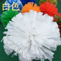 Средняя рука, держащая ручку и белый