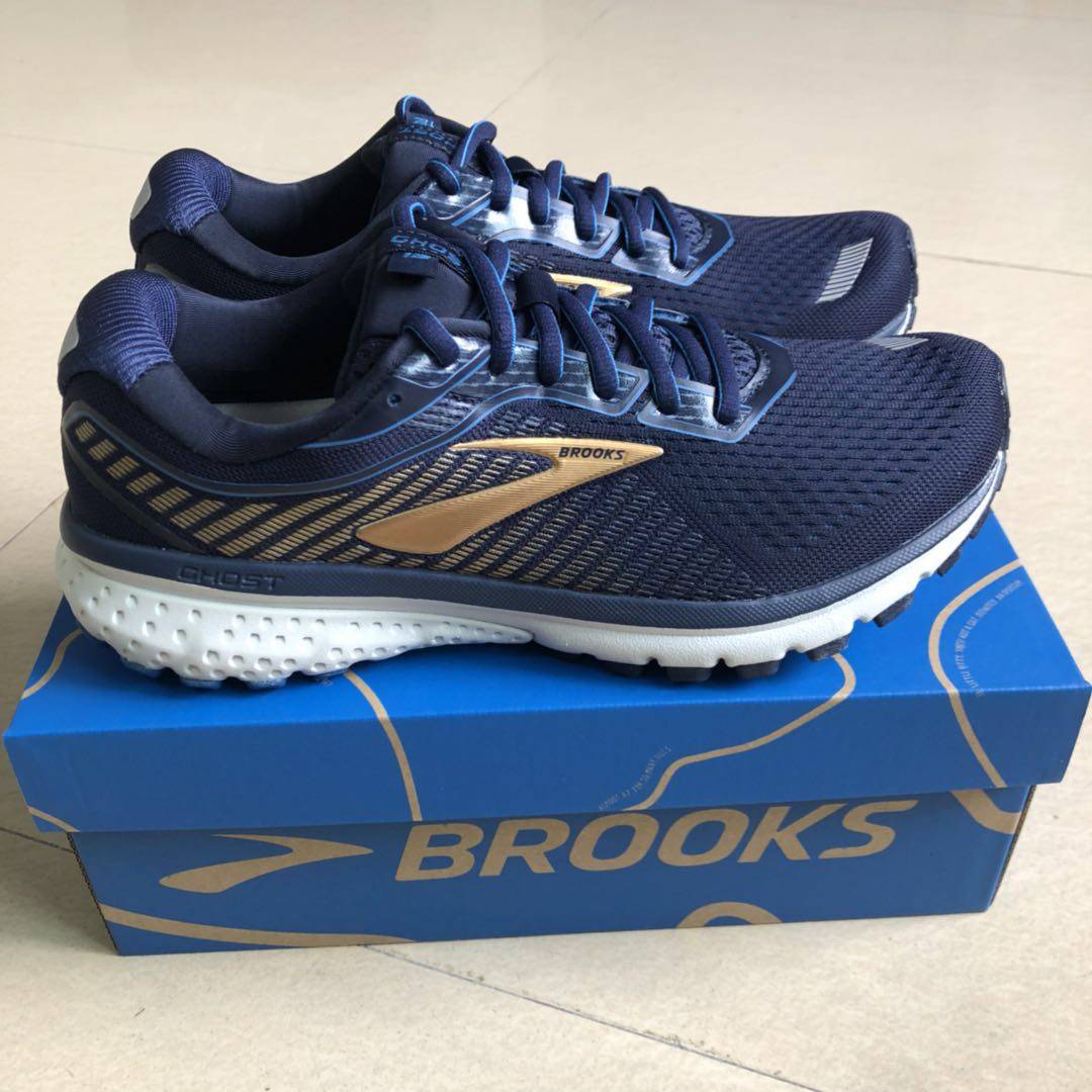 brooks ghost dna shoes