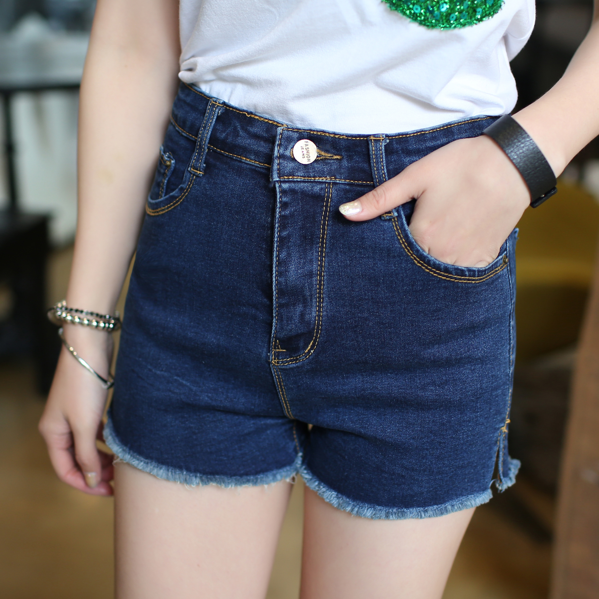 夏季高腰牛仔短裤女修身弹力显瘦学院风韩版薄款毛边流苏牛仔裤女