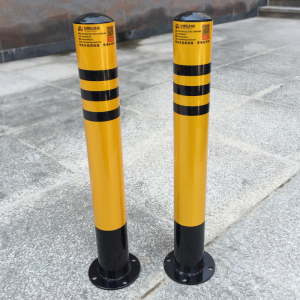 加厚反光活动路桩铁防撞柱路障移动隔离柱防护立柱定制钢管警示柱