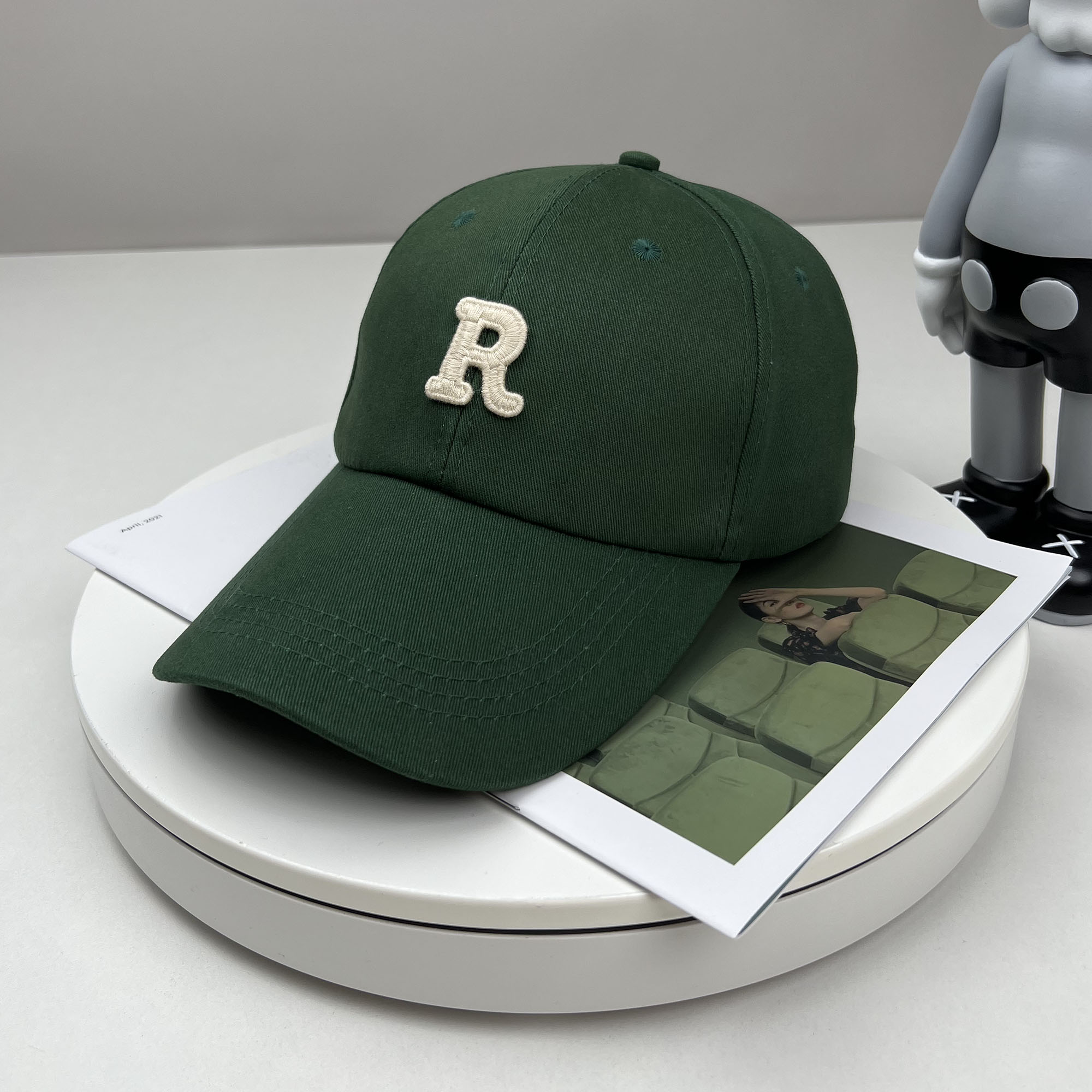 R mark dark green