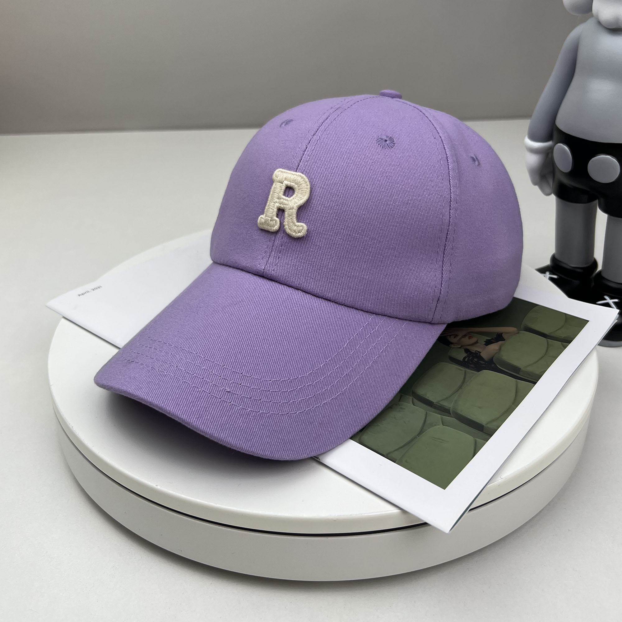 R mark light purple
