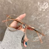 Anti -Blue Myopia Glasses Женщины -пациенты маленькие красные очки очки лицо, соотношение винтаж дымки Blue Eye