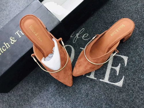 Следуйте за ведущим и получите эксклюзивную цену на мероприятие в размере 24,9 юаней.