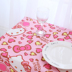Phim hoạt hình trẻ em bàn vải bảng vải dễ thương màu hồng Hello Kitty mẫu giáo vải khăn trải bàn không thấm nước bàn cà phê vải Khăn trải bàn