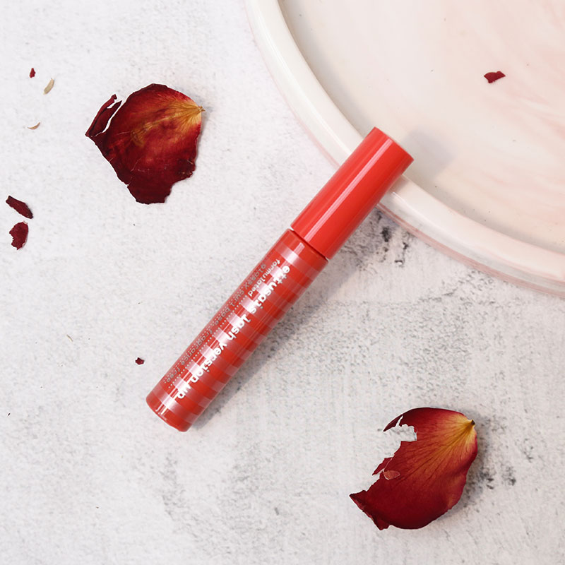 日本艾杜纱睫毛打底膏