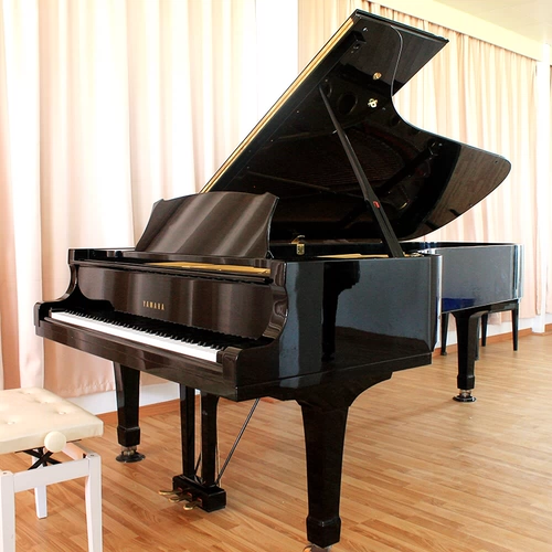 Оригинальный подлинная японская вторая -рука Yamaha Nine -Foot Piano Yamaha CF Triangle Concert Hall Treangle High -End