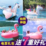 Lớn flamingo nước bơm hơi gắn thủy phi cơ con ngỗng bơi vòng nhỏ vịt vàng bên bờ biển - Cao su nổi