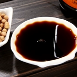 Кухонный государство вкусное свежее соевое соус 1.68L Пивоваренная точка, погруженная в белую море, смешанная лапша.