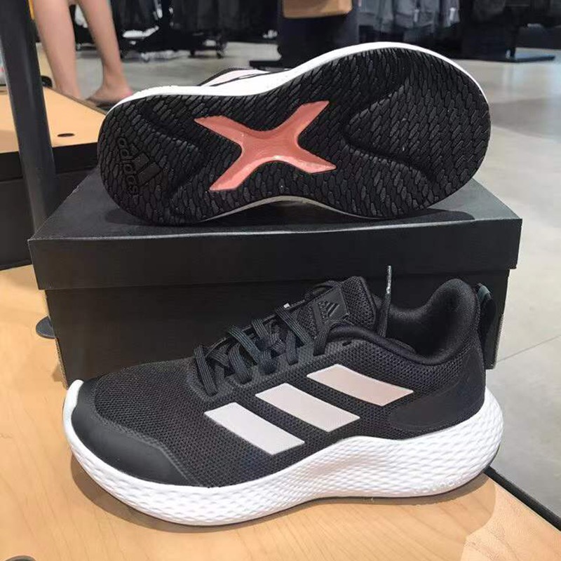 Adidas Adidas edge gameday w الرياضة الكلاسيكية النسائية ، أحذية الجري الترفيهية ، FW7466