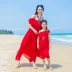 Váy voan nữ 2018 mới dành cho nữ mùa hè váy trễ vai trần váy kỳ nghỉ màu đỏ Váy bé gái đi biển - Váy dài