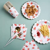 Xiaohongshu одноразовый дикий пикник поставляет посуду для вечеринки фруктовые пластинки