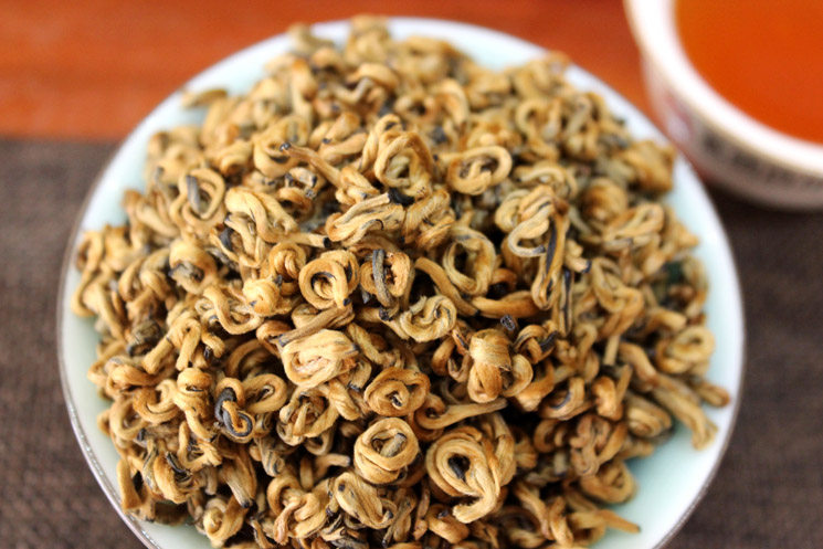 2020年新茶 云南凤庆 滇红茶 蜜香金螺 红香螺 滇红金芽500克批发