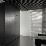 Индивидуальный гардероб в художественном плащнике до вершины вершины -Top Cloakroom Light Luxury Home House Настройка