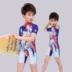 Altman quần áo bé trai một mảnh áo tắm quần bơi trẻ em phim hoạt hình kem chống nắng bãi biển đồ bơi ngắn tay phù hợp với cậu bé lớn - Áo liền quần Áo liền quần