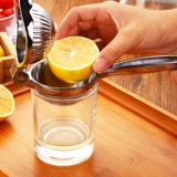 Ручная соковыжималка домашний фруктовый соковыжималка сжимает лимонный клип мини -нержавеющая сталь -оранжевый сок