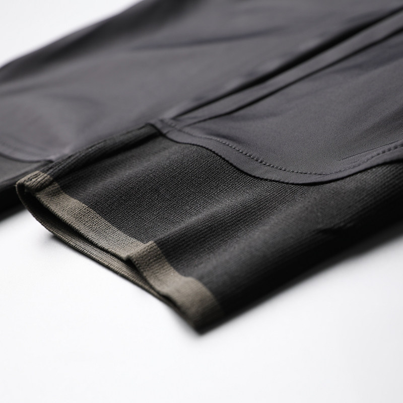 Summer fashion trendsetting men's thin pants, high-end, smooth, elastic, breathable, cool men's fashion, slimming, small feet casual pants Application Scenario