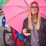 Нидерланды Esschert Firebird Umbrella Girls 'Розовые подарки могут встать на солнце