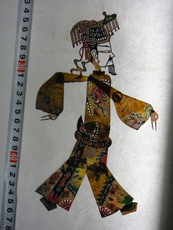 Театр теней 驴皮影皇帝刻工精美