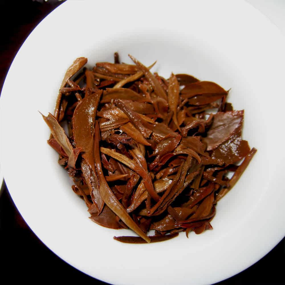 泡后叶底:条索厚实,有活力