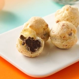 Мастер Кан Лефу мяч 24 коробки с целой коробкой шоколадного бутербрового шарика крем -крем -аромат.