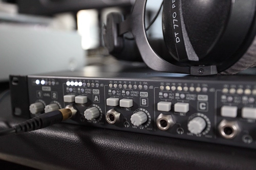 Hill-Audio British Hittar RPH 8000 Восемь забега