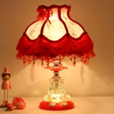 Европейский стиль милый прикроватный лампа свадебный дом, теплые романтические творческие девушки, свадебная спальня маленькая настольная лампа