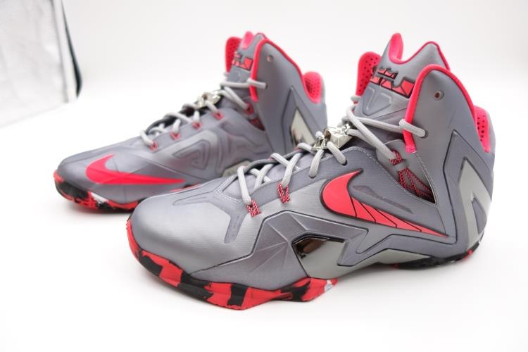 lbj11 elite精英 季后赛灰红~42码 660元 成色dang来