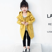 Cô gái áo gió áo khoác mùa xuân và mùa thu 2018 mới của Hàn Quốc phiên bản của áo dài trẻ em mùa xuân áo sơ mi nữ bé mùa xuân