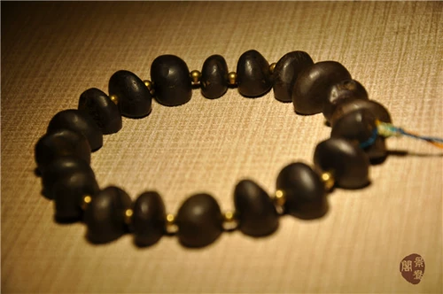 萨 Шокирующая 珊 Династия Сассана Yinzhu Старое печатное браслет из бусин