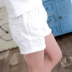 2018 cô gái mùa hè Hàn Quốc trắng denim lỗ quần short bên ngoài mặc bông trẻ em lớn mùa hè thường quần nóng triều quần jean bé trai xuân hè Quần jean