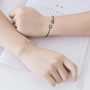 Xu hướng gió tam giác rỗng hình dạng hình học mở vòng đeo tay vòng đeo tay nữ tính khí đơn giản ngày cá tính vòng đeo tay Hàn Quốc vòng tay nam vàng