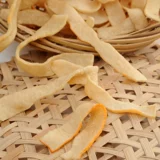 Сделайте покупки, мимо 12 -летнего старого магазина Authentic Chaoshan Specialty, специальная продукта, характерная еда, тофу полоса