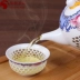 Màu xanh và trắng sứ bộ trà tinh tế tổ ong rỗng đặt gốm kungfu tea set trà cốc chén trà rửa bát bộ ấm trà cao cấp Trà sứ