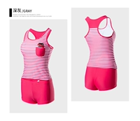 Вода красный