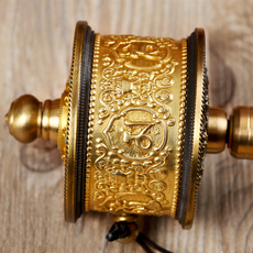 Молитвенный барабан 慧宝六字真言手摇转经轮西藏佛具品密宗纯铜3万遍超静音型转经筒