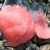 100 арбуза красного цвета в красной воде