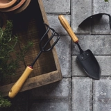 Американский бейбанг Barebones Wood Mark Bamboo Садоводная лопата с увлажняющим средством