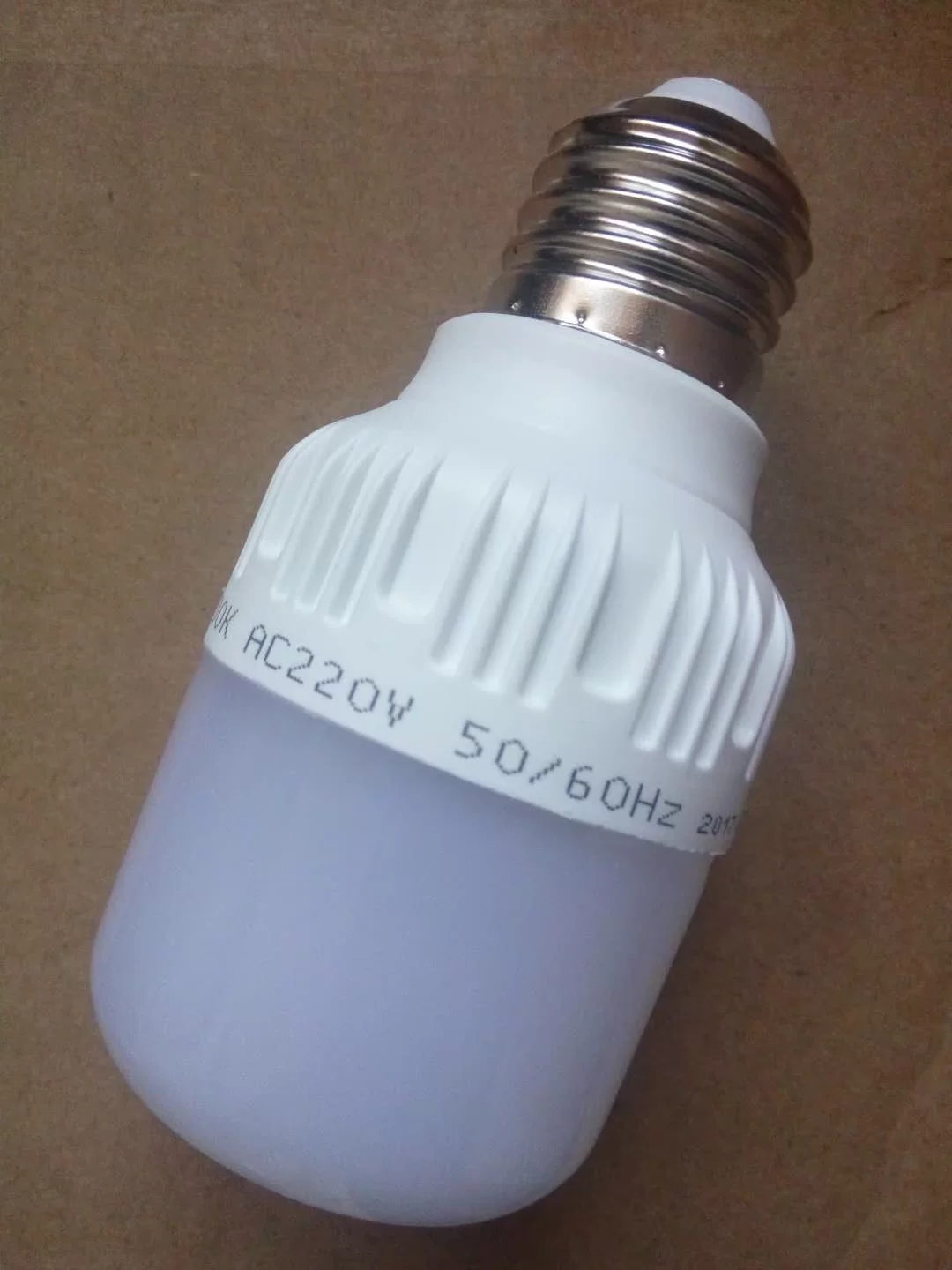 LED energy-saving super bright bulb, lights, with screw socket, 6W