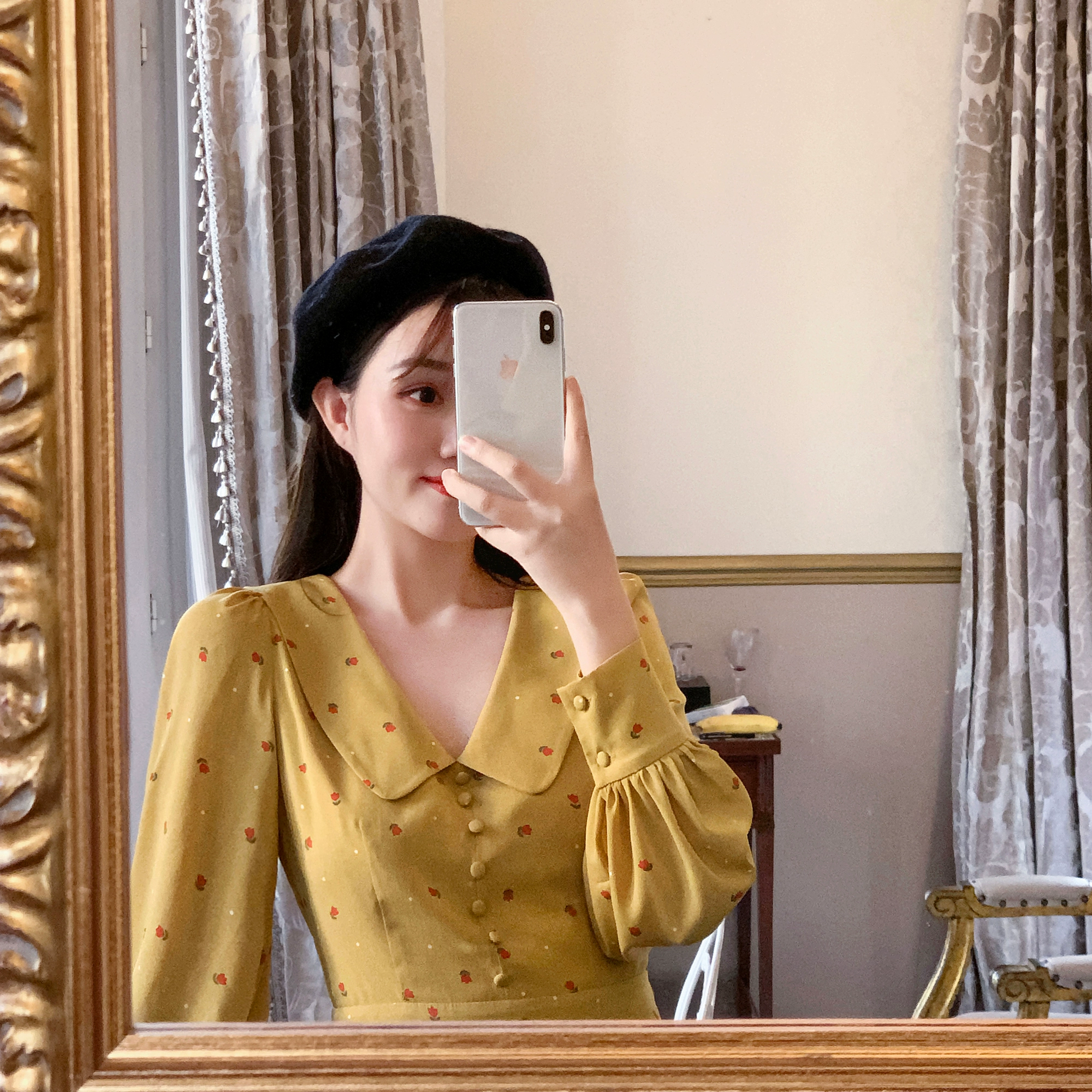 Yang Xiaojuan mùa xuân mới cổ áo búp bê cổ điển Pháp cổ áo thắt lưng tính khí là đèn lồng mỏng tay áo hoa màu vàng - Sản phẩm HOT