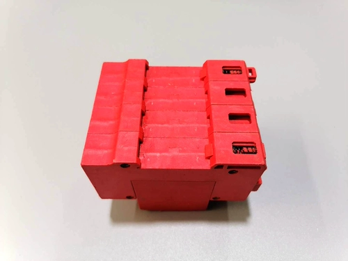 Первая -Lightning Lightning Protection 70 к.а.